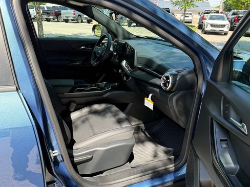 Used 2026 Chevrolet Equinox LT w/ Convenience Package II AWD/4WD image 15