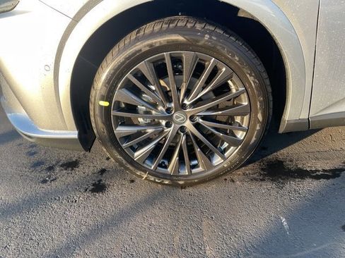 New 2026 Lexus RX 350 350h LUXURY AWD image 9