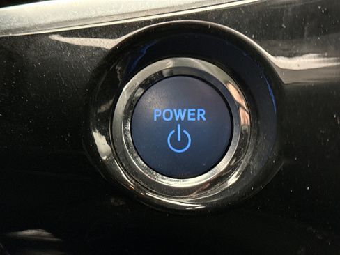 Used 2021 Toyota Prius Prime XLE w/ Carpet Mat Package (TMS) image 21