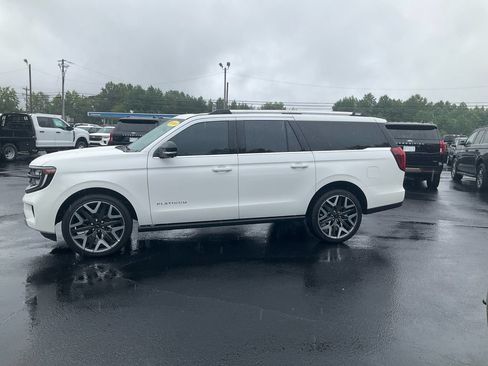 New 2026 Ford Expedition Max Platinum w/ Platinum Ultimate Package AWD/4WD image 8