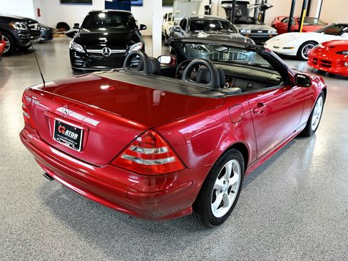 Used 2002 Mercedes-Benz SLK 320 w/ K4 Opt Pkg image 5