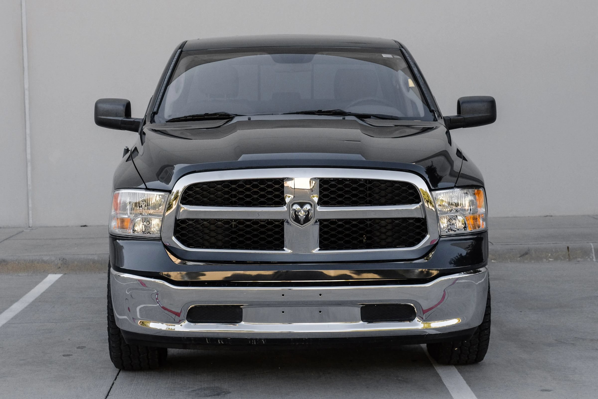 Used 2017 RAM 1500 Classic SLT RWD image 5