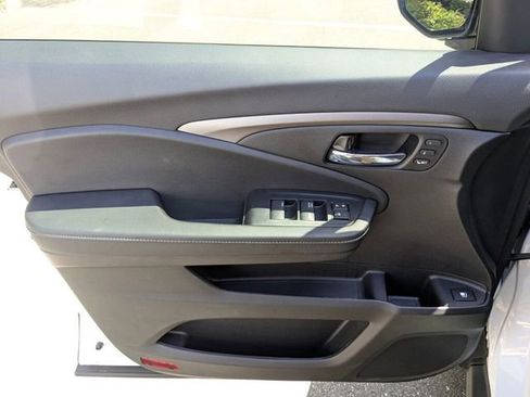 Certified 2026 Honda Ridgeline RTL image 29