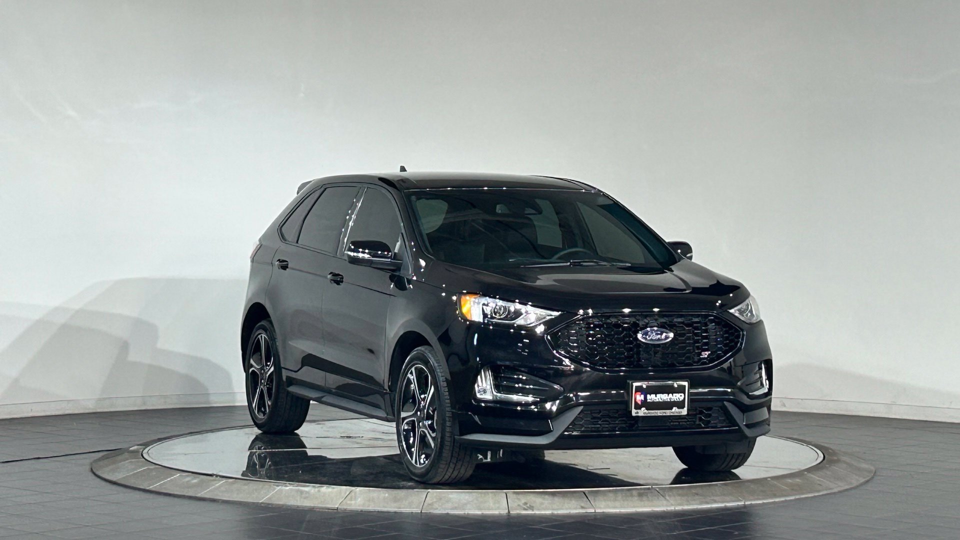 Used 2023 Ford Edge ST AWD/4WD image 2