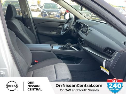New 2026 Nissan Rogue SV w/ Cold Weather Package FWD image 11