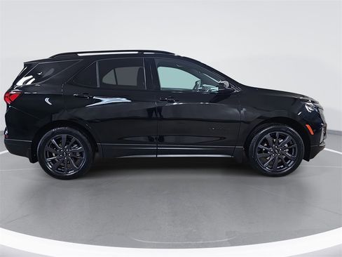 Certified 2023 Chevrolet Equinox RS w/ LPO, Floor Liner Package image 2