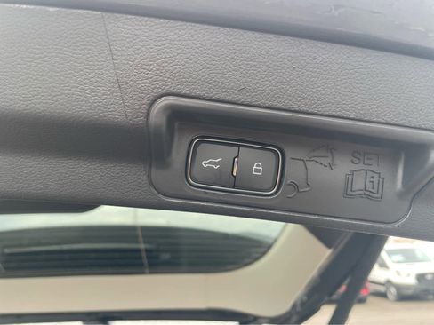 Used 2026 Ford Explorer Active image 10