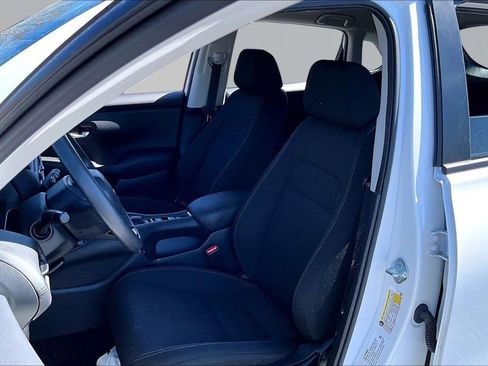 Used 2024 Honda HR-V LX image 15