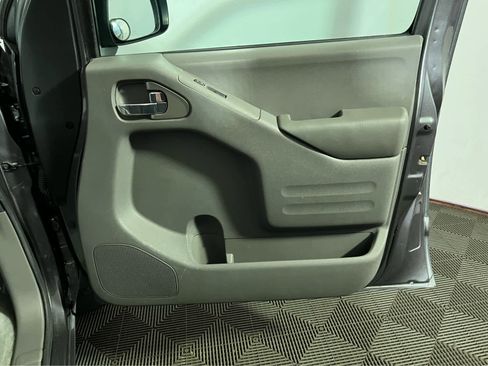 Used 2016 Nissan Frontier SV w/ SV Value Truck Package image 27