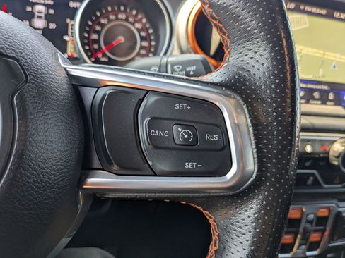Used 2020 Jeep Gladiator Mojave AWD/4WD image 24
