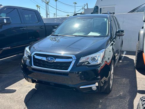 Used 2018 Subaru Forester 2.5i Touring AWD/4WD image 2