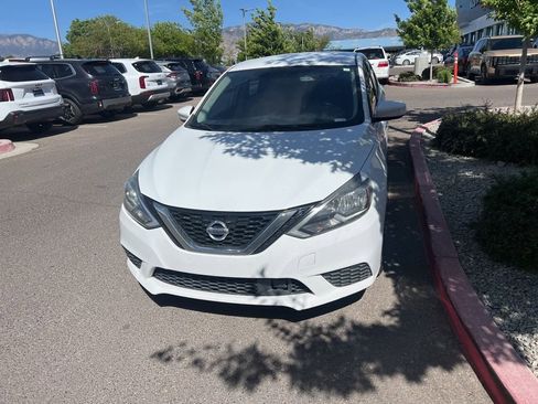 Used 2019 Nissan Sentra S FWD image 3
