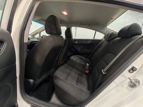 Used 2016 Kia Forte LX FWD image 25