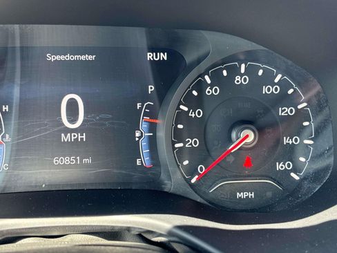 Certified 2024 Jeep Compass Latitude AWD/4WD image 17