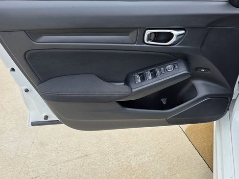Certified 2025 Honda Civic Sport image 24