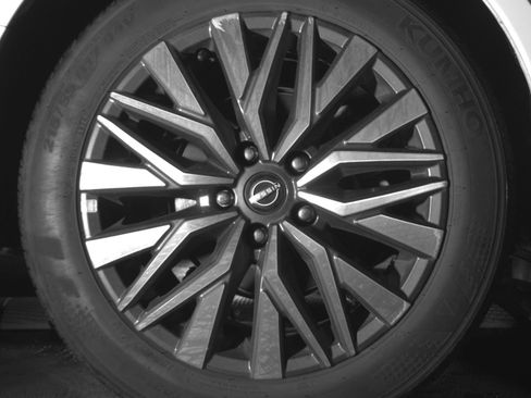 Used 2025 Nissan Altima 2.5 SV image 15