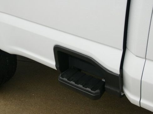 New 2026 Ford F350 XLT image 10