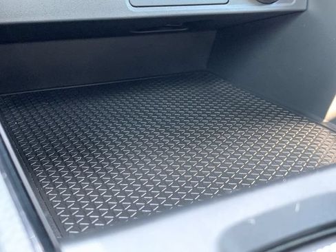 Used 2024 Honda CR-V EX image 10