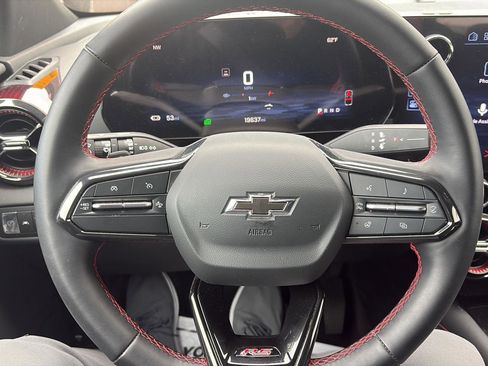 Used 2024 Chevrolet Blazer EV RS AWD/4WD image 17