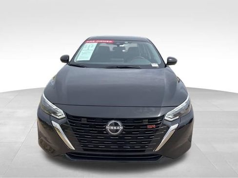 Used 2024 Nissan Sentra SR w/ SR Premium Package FWD image 3