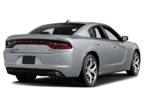 Used 2018 Dodge Charger R/T RWD image 5