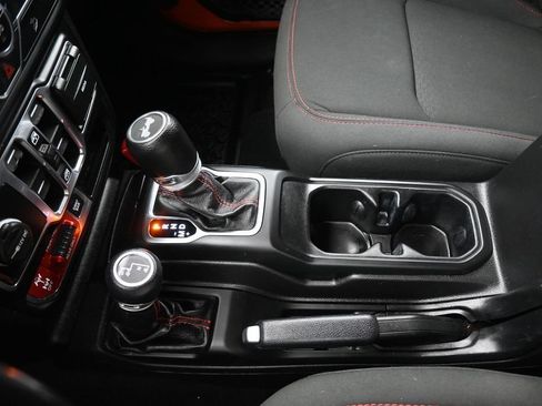 Used 2020 Jeep Wrangler Unlimited Rubicon AWD/4WD image 20