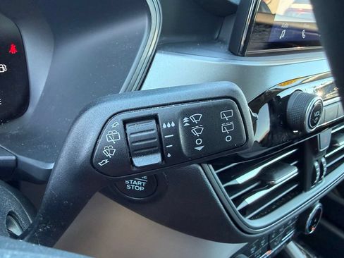 Used 2023 Ford Escape Active AWD/4WD image 29
