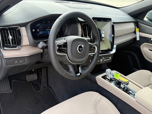 New 2026 Volvo XC90 T8 Plus image 14