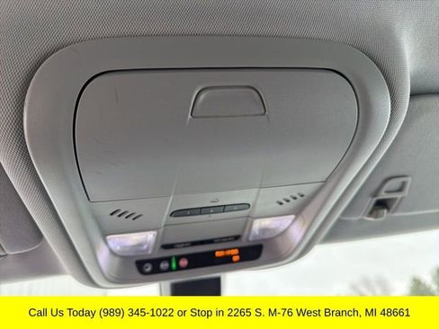 Used 2019 Chevrolet Equinox LT image 22