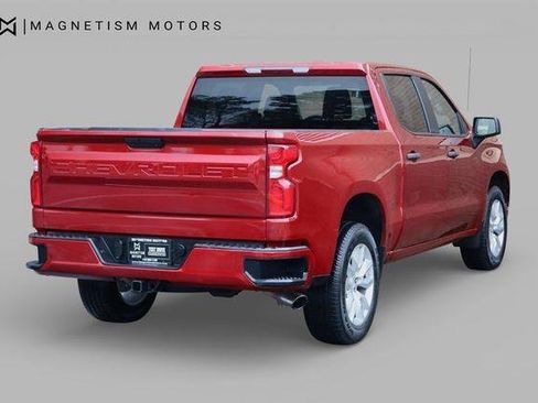 Used 2022 Chevrolet Silverado 1500 Custom RWD image 9