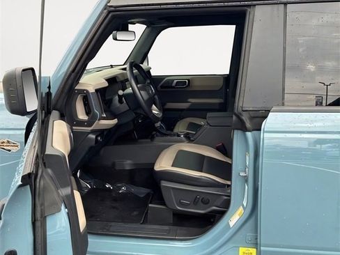 Used 2023 Ford Bronco Wildtrak image 12