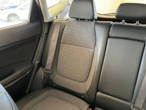 Used 2025 Kia Seltos S image 40