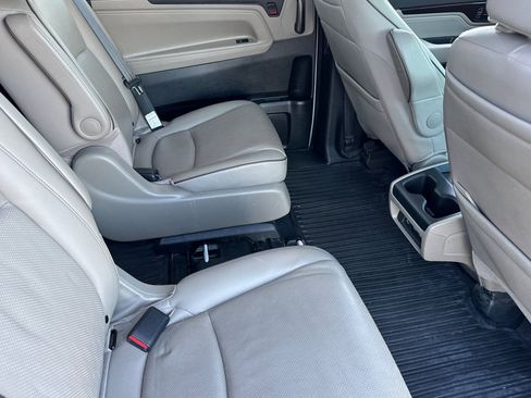 Used 2022 Honda Odyssey Elite image 19