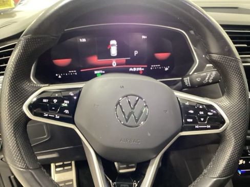 Certified 2023 Volkswagen Tiguan SE R-Line FWD image 20