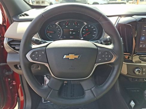 Used 2023 Chevrolet Traverse LT AWD/4WD image 22