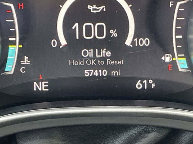 Used 2025 Chrysler Pacifica Select FWD image 20