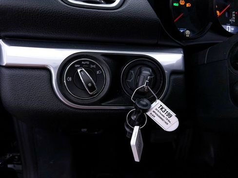 Used 2019 Porsche 718 Boxster RWD image 21