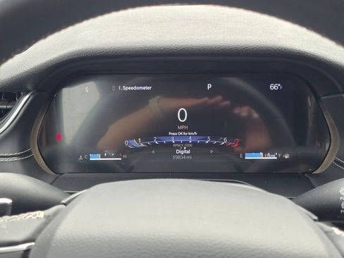 Used 2024 Jeep Grand Cherokee L Laredo image 39