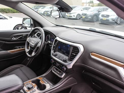 Used 2023 GMC Acadia SLE w/ Driver Convenience Package FWD image 22
