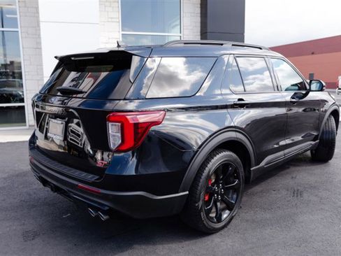 Used 2023 Ford Explorer ST w/ Equipment Group 401A image 5