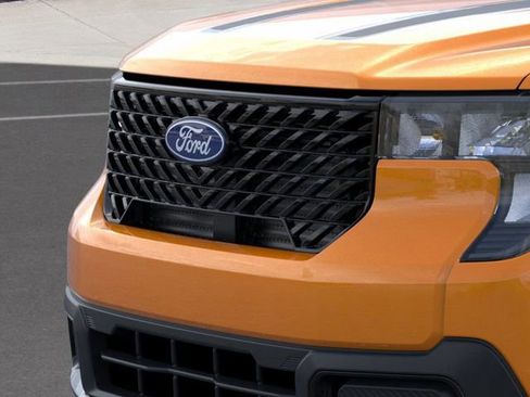 New 2026 Ford Maverick XLT w/ XLT Luxury Package image 18