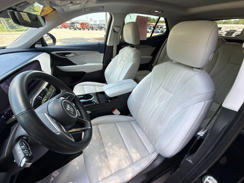 Used 2024 Buick Envision Avenir AWD/4WD image 10