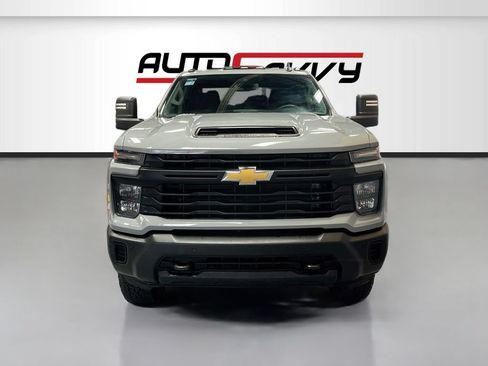 Used 2025 Chevrolet Silverado 2500 Custom w/ Custom Value Package AWD/4WD image 2