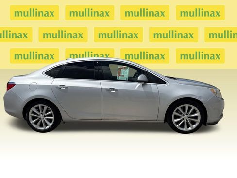 Used 2016 Buick Verano Leather FWD image 2