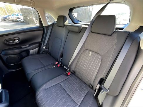 New 2026 Honda HR-V LX image 15