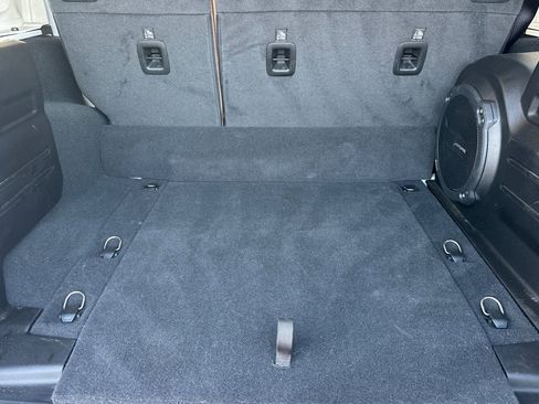 Used 2022 Jeep Wrangler Unlimited Sahara w/ Safety Group image 15