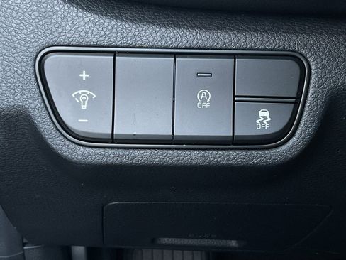 Used 2025 Kia Seltos S image 26