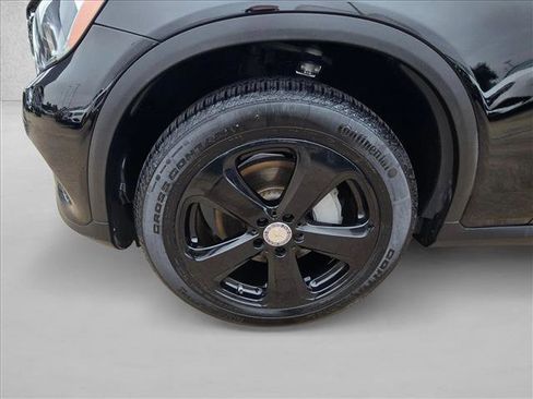 Used 2017 Mercedes-Benz GLC 300 image 21