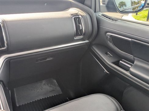 Used 2025 Ford Expedition Max Platinum w/ Stealth Performance Package image 19