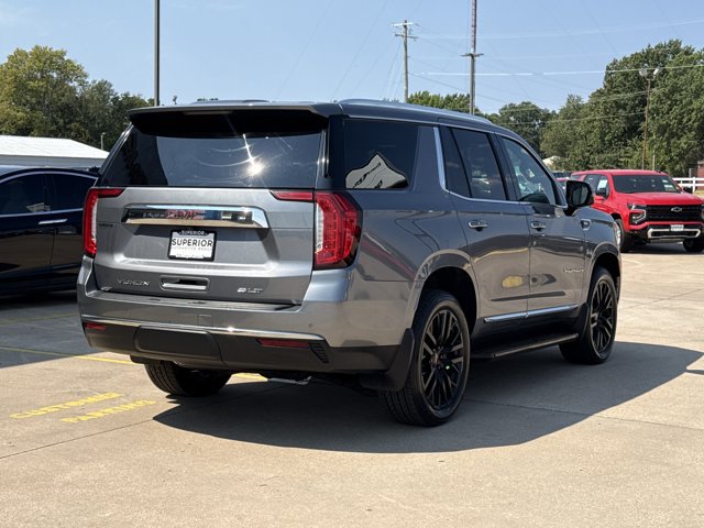 Used 2022 GMC Yukon SLT w/ SLT Premium Package AWD/4WD image 3